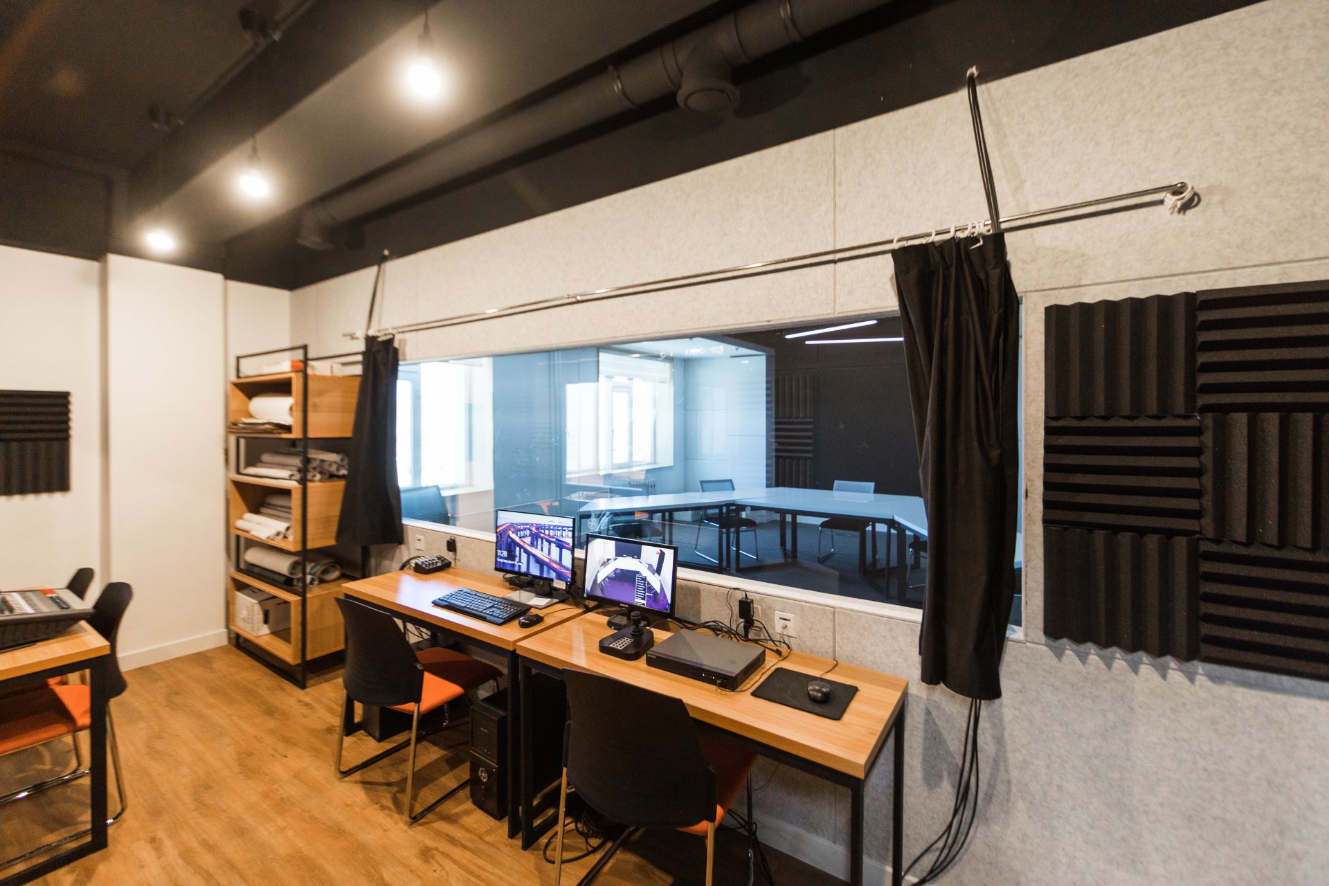 Ажиглалтын өрөө